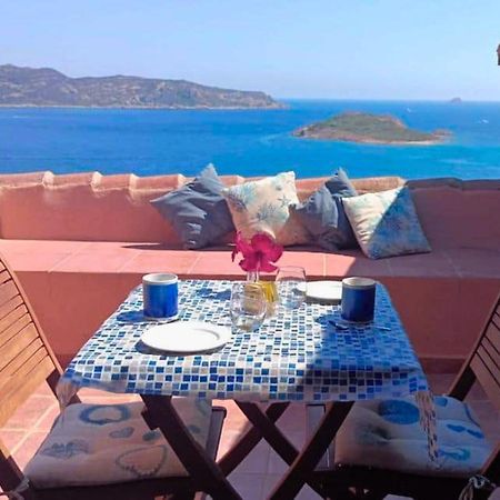 San Teodoro Punta Est Delizioso Monolocale Vista Mare Apartment Exterior photo